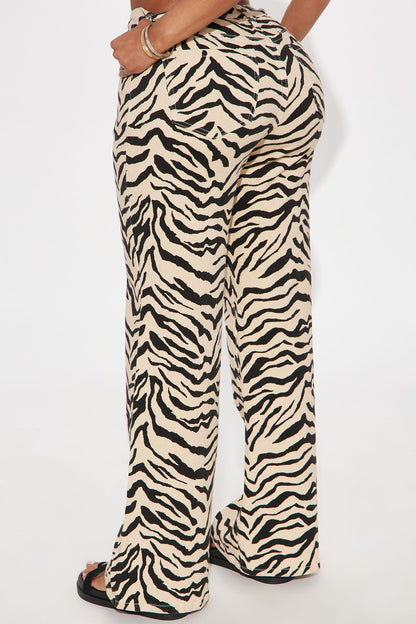 Savanna High Rise Printed Flare Jeans - Cream/combo