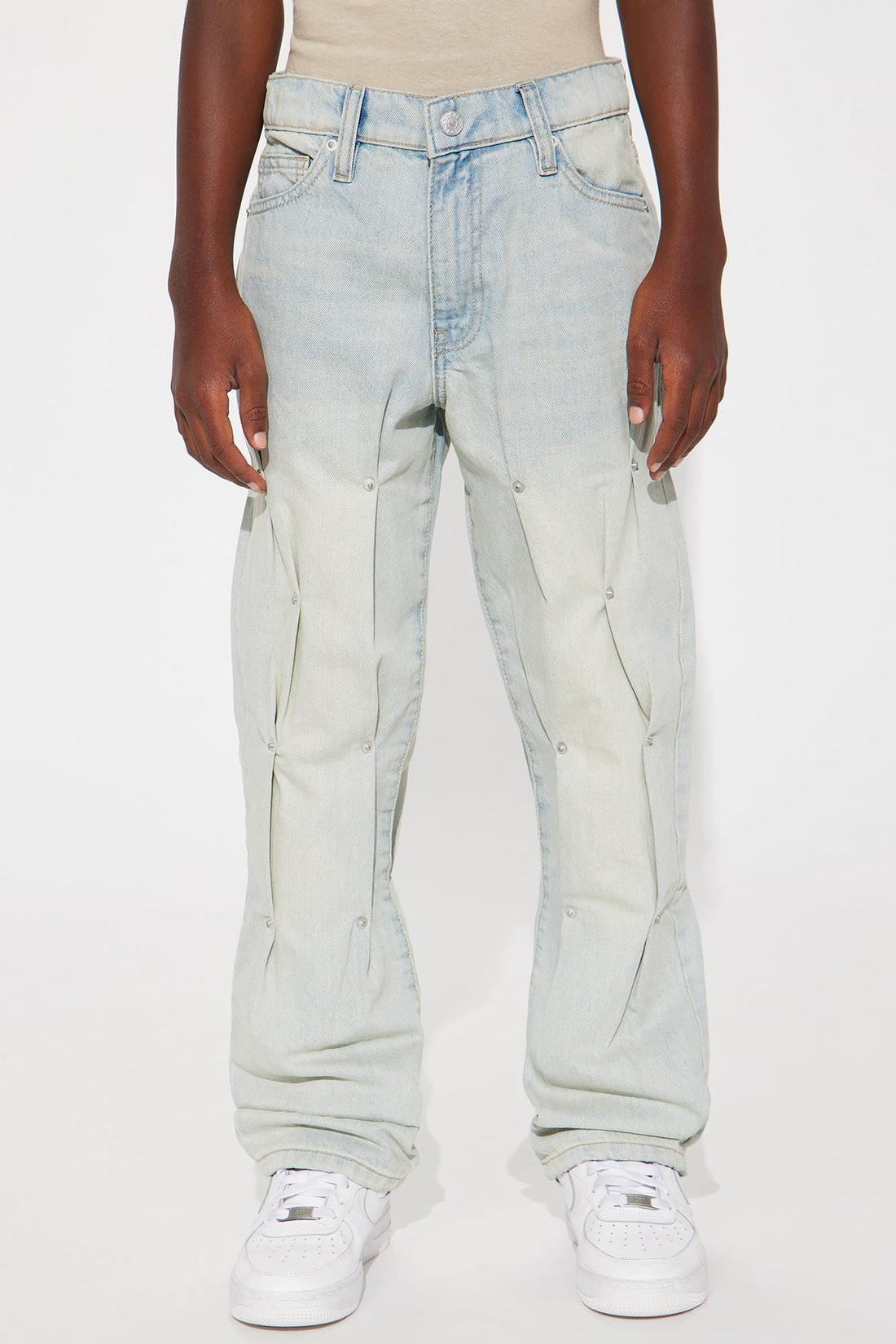 Mini Rivet Edge Baggy Jeans - Light Wash