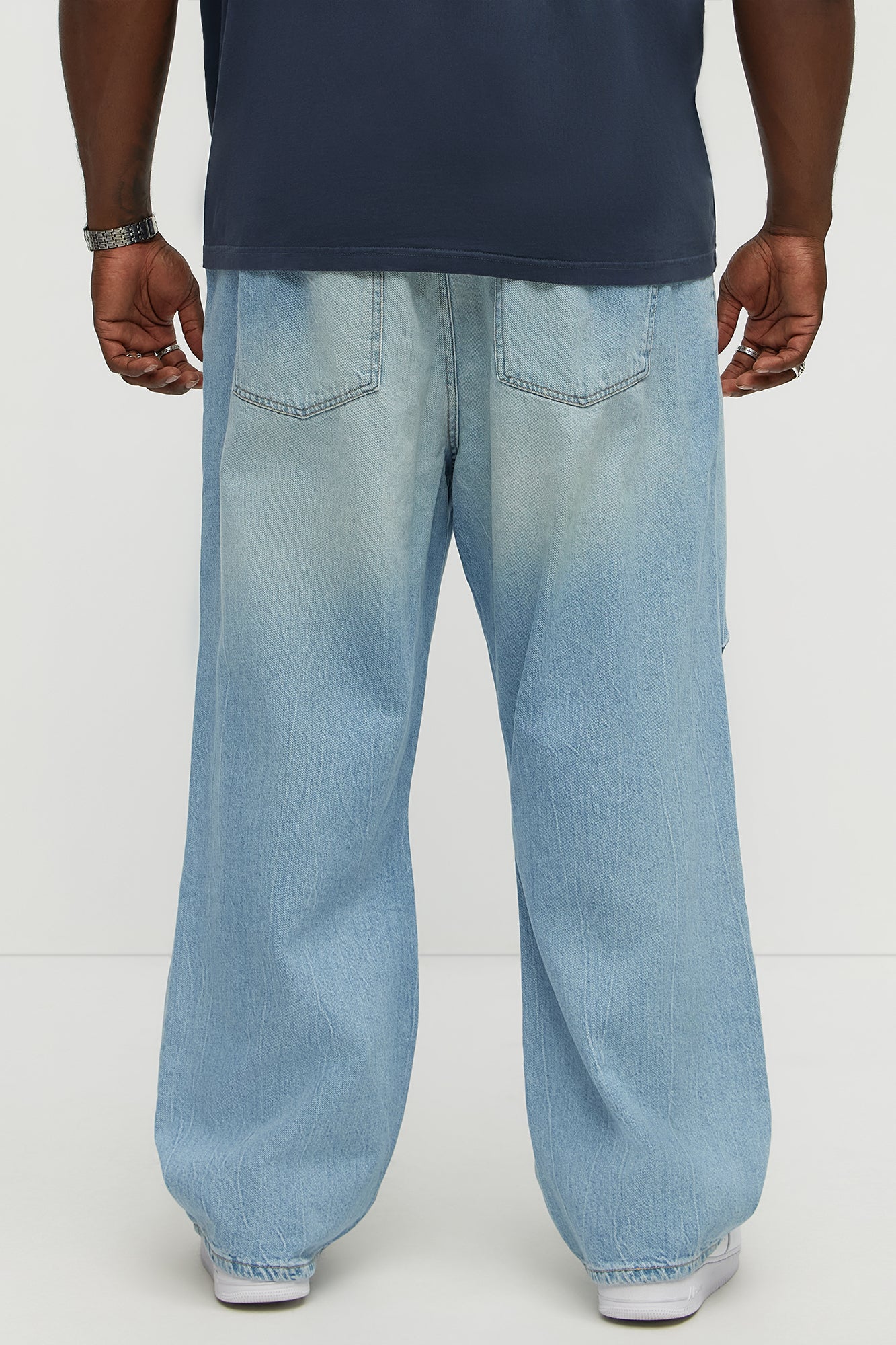 Seen Clean Baggy Jeans - Light Blue Wash