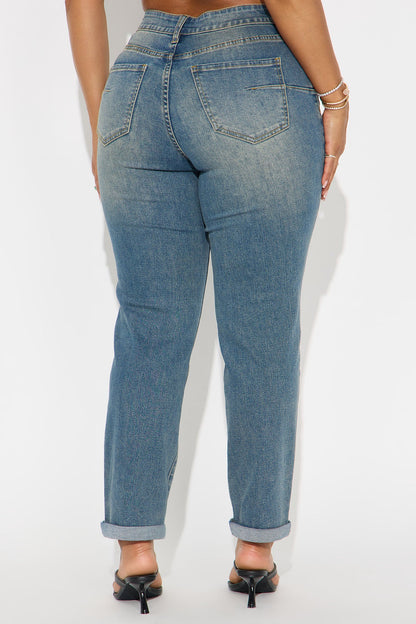Clara Super Stretch Sculpting Mom Jeans - Vintage Wash