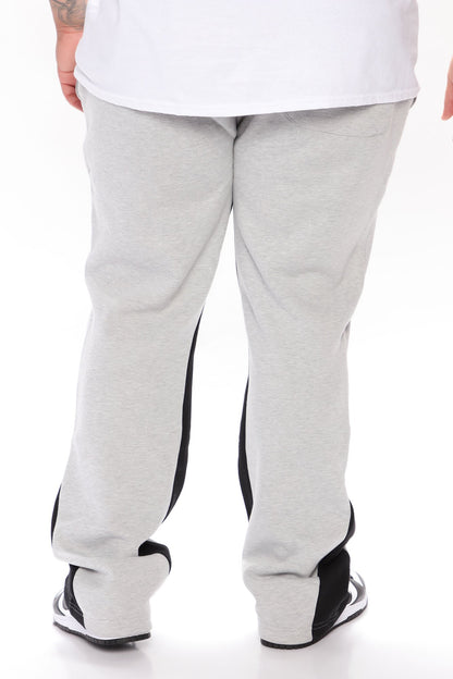 Tyson Flared Sweatpants - Grey