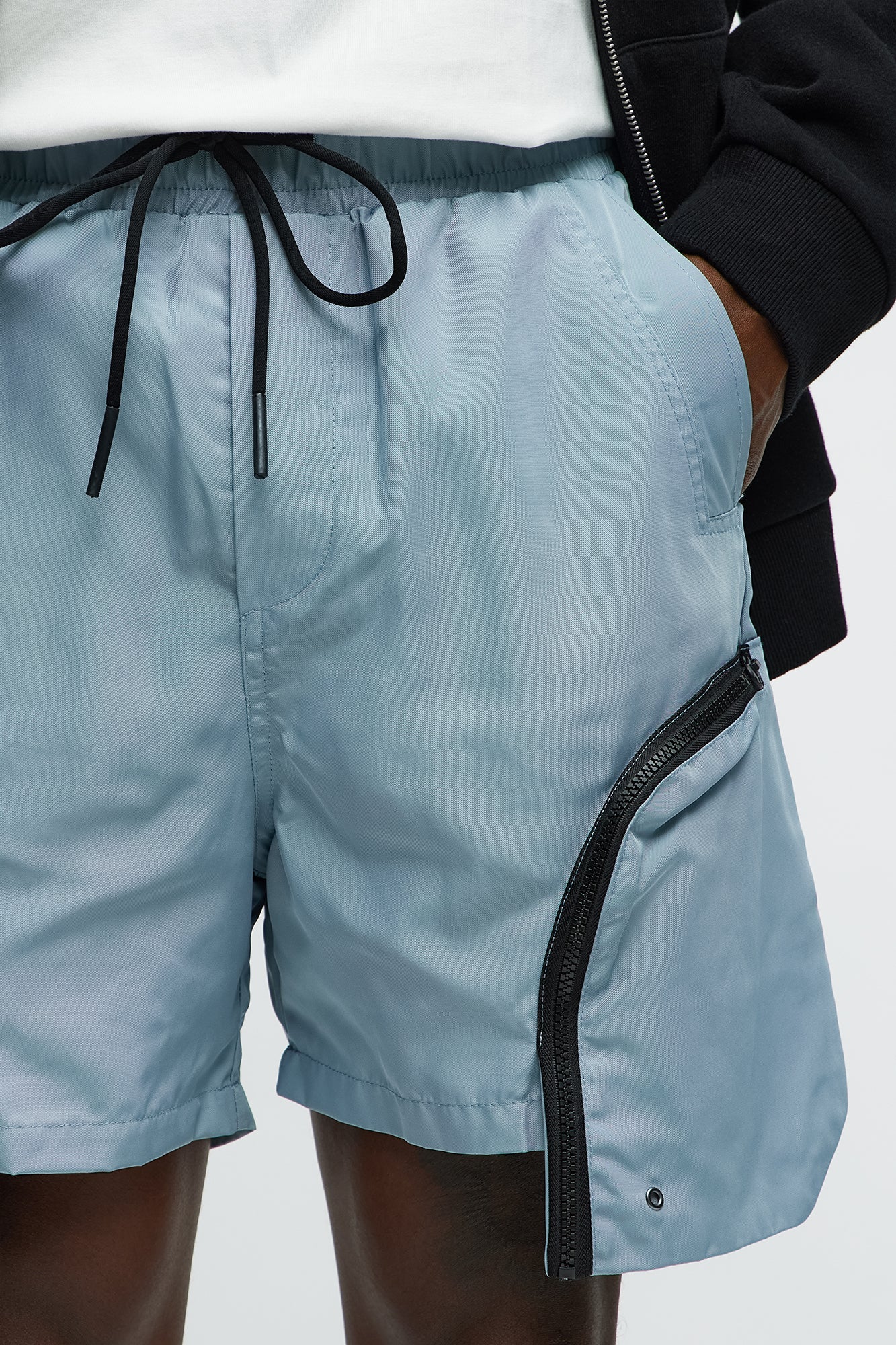 Cargo Pockets Relaxed Drawstring Shorts - Blue