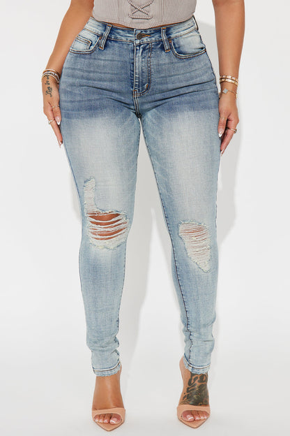 Kelly Ripped Tinted Stretch Skinny Jeans - Light Wash
