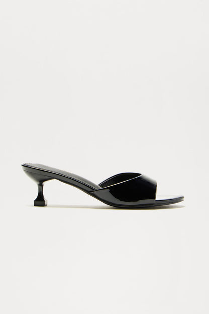 Honey Kitten Heels - Black