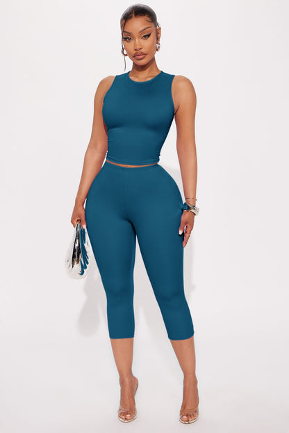 All Day Sleek Matte Tricot Capri Set - Teal