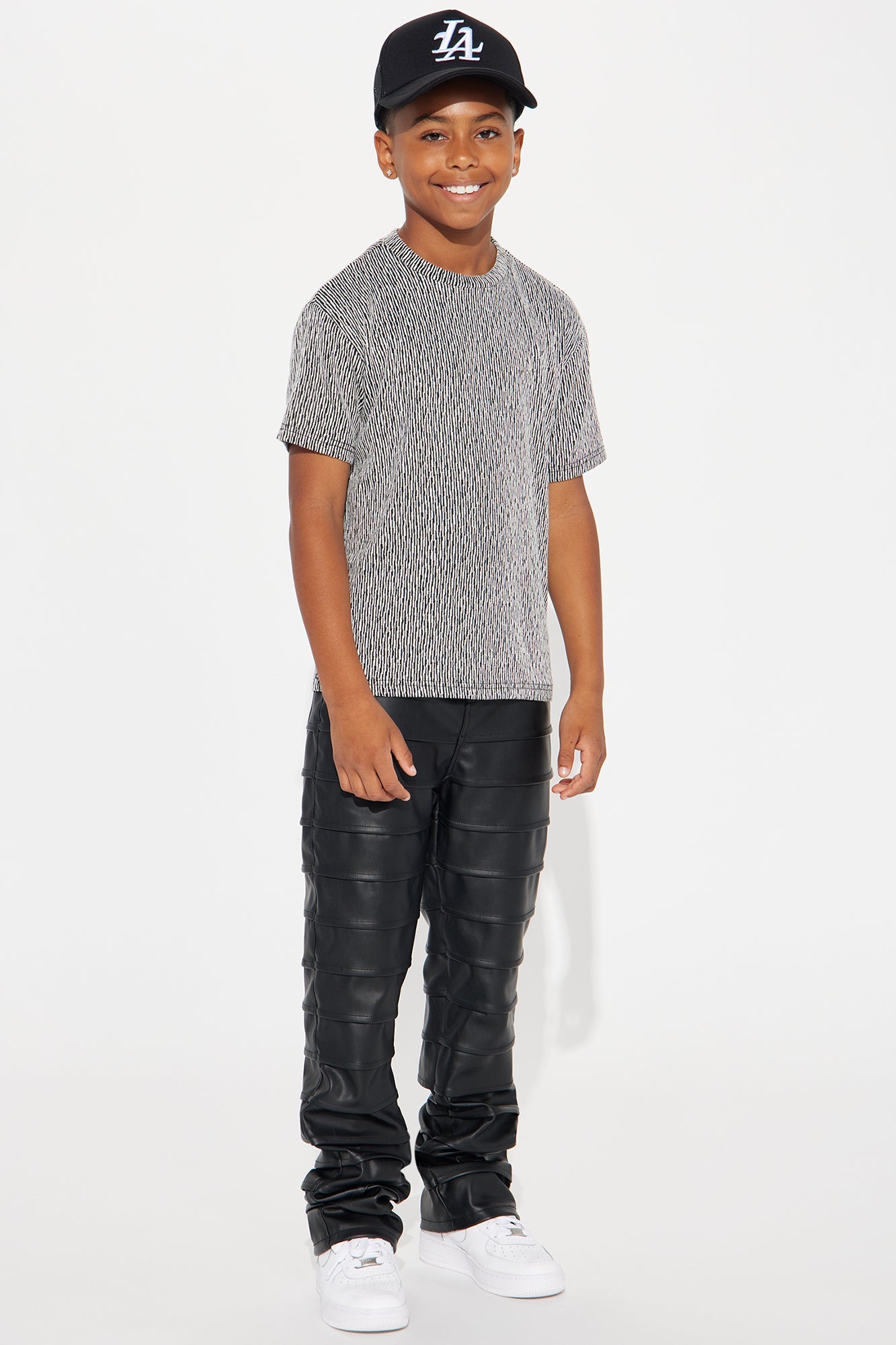 Mini Leon Relaxed Textured Tee - Black/combo