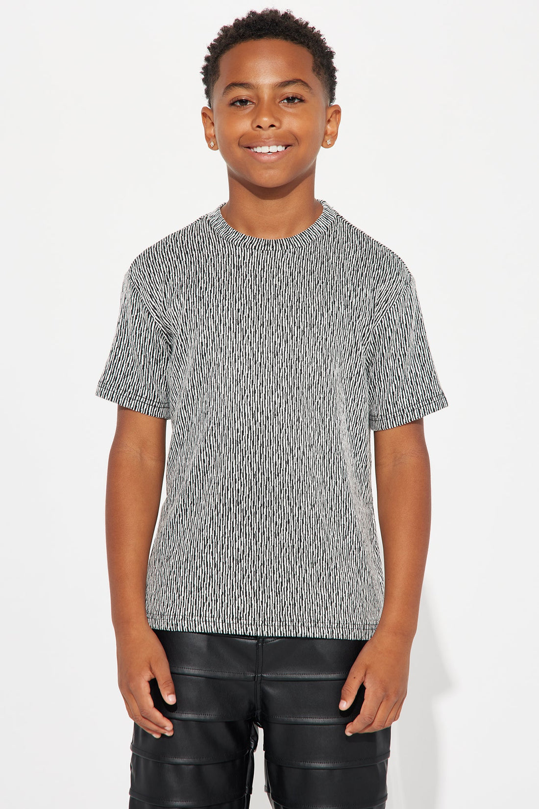 Mini Leon Relaxed Textured Tee - Black/combo