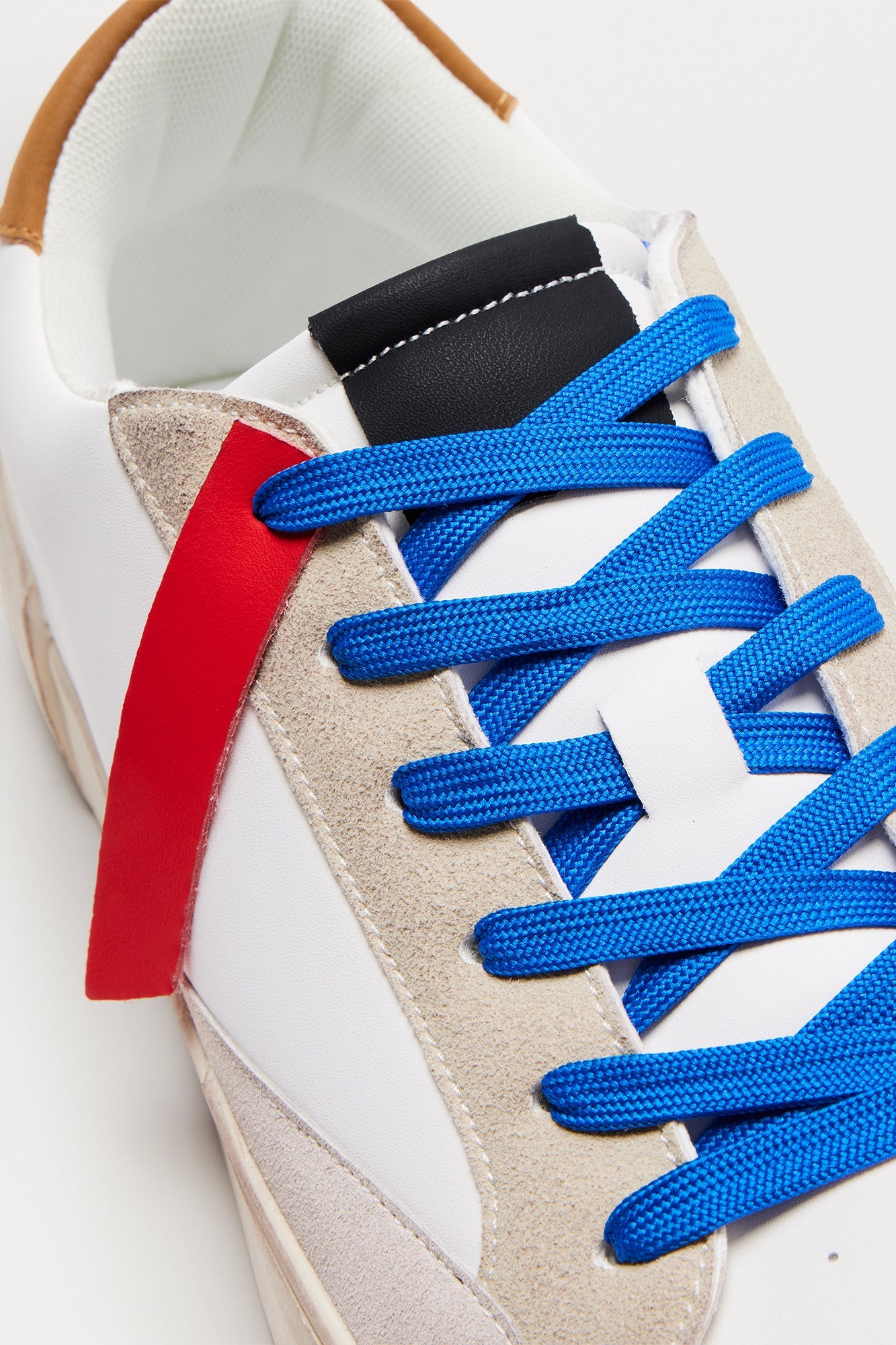 Lived In Low Top Sneakers - White/combo