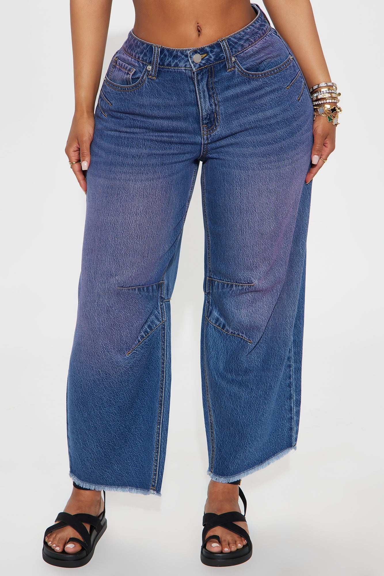 Best In Class Barrel Leg Ankle Jean - Medium Wash