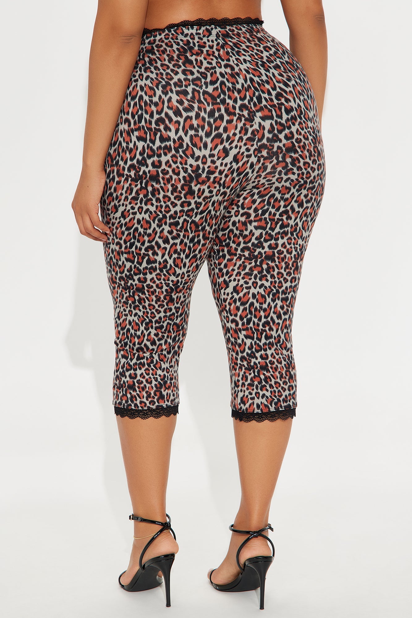 Florentina Lace Trim Capri Legging - Burgundy/combo