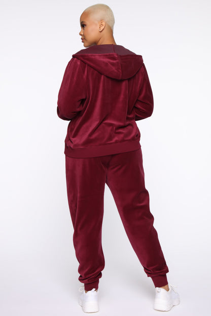 The Original Trendsetter Velour Set - Burgundy