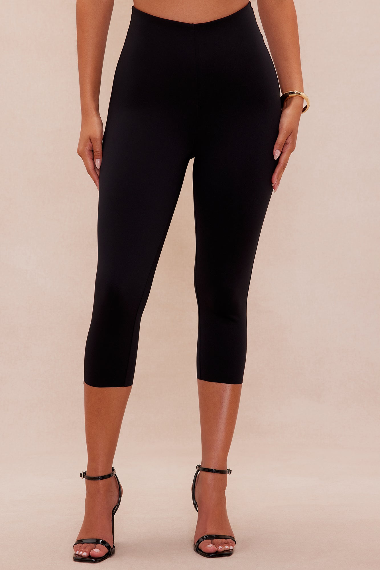 Kendra Capri Legging - Black