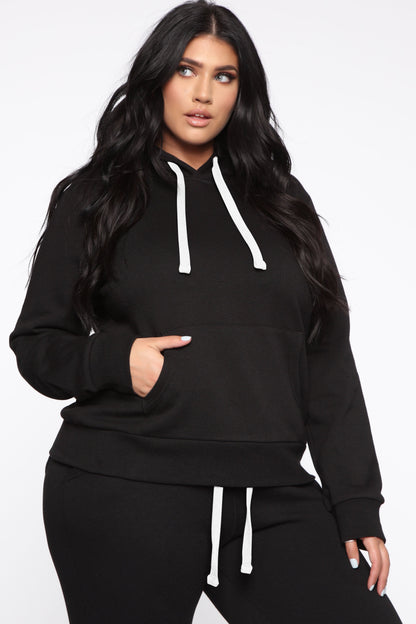 Relaxed Vibe Solid Hoodie - Black