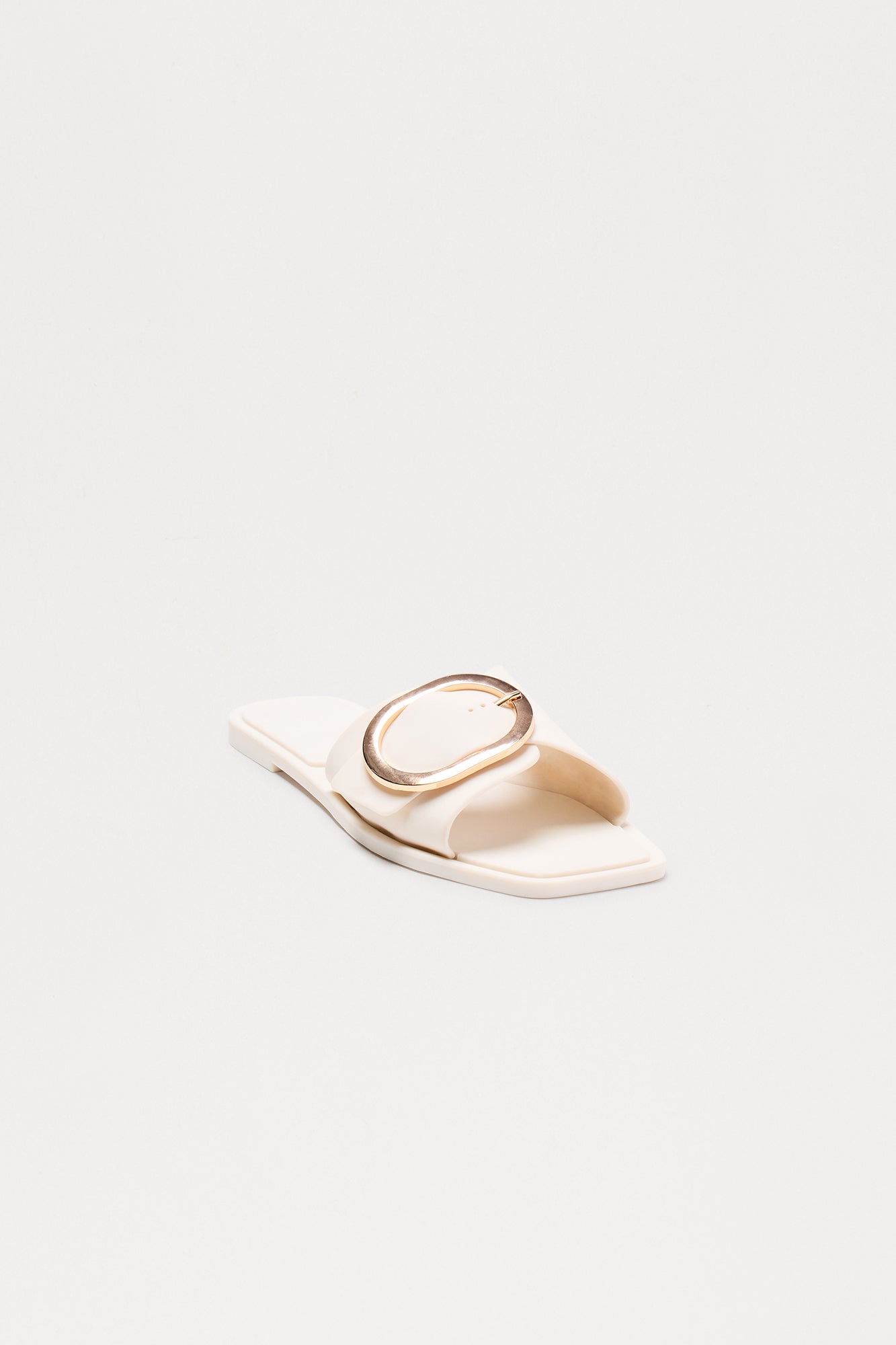 Stetson Buckle Slip On Sandals - Ivory