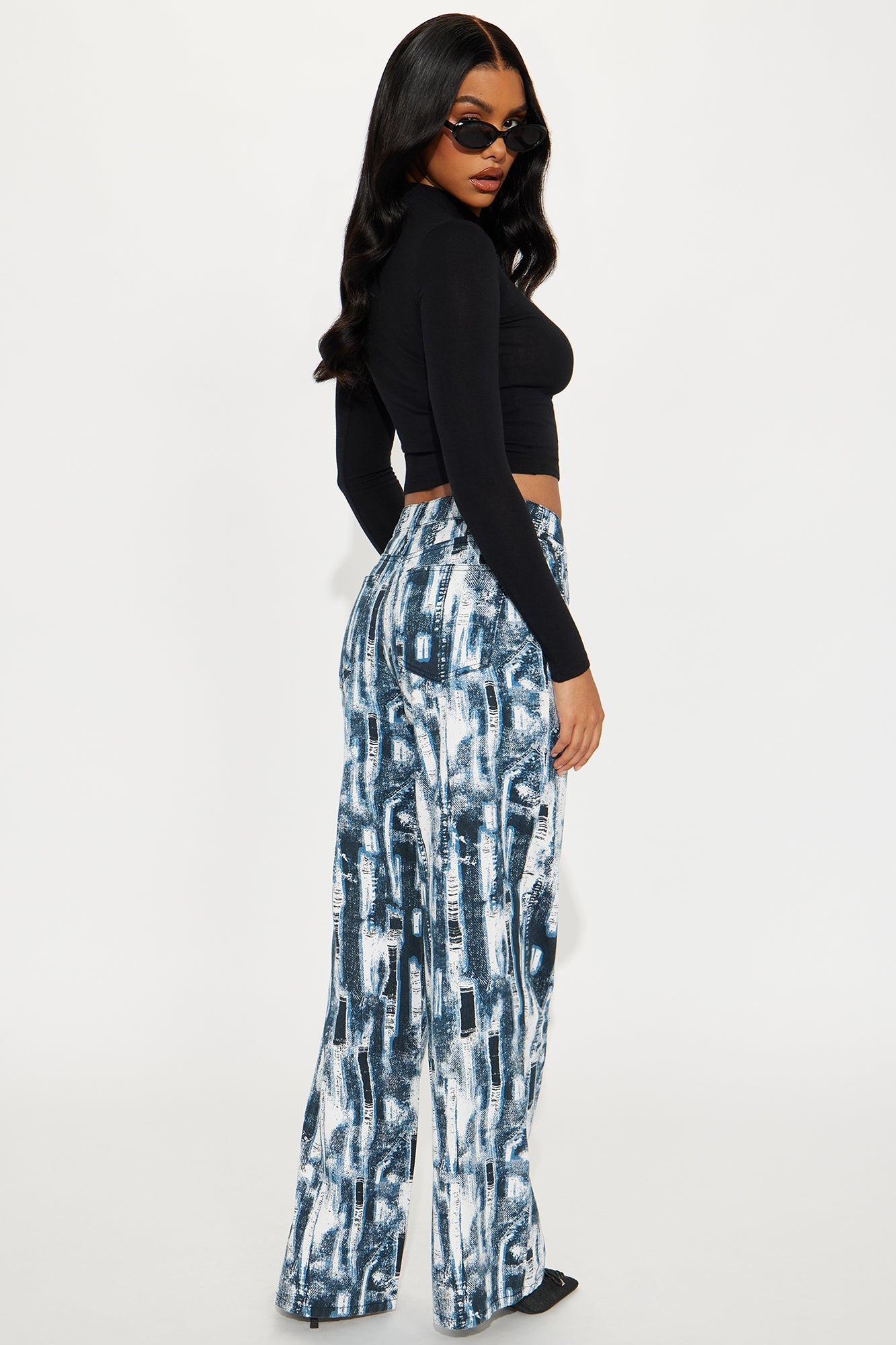 Vivid Dreams Printed Wide Leg Jeans - Blue/combo