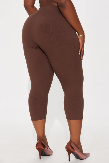 Tory Rib Heavy Contoured High Waisted Capri Legging - Dark Brown
