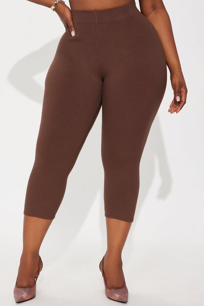 Tory Rib Heavy Contoured High Waisted Capri Legging - Dark Brown