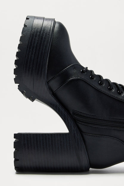 Everett Platform Booties - Black