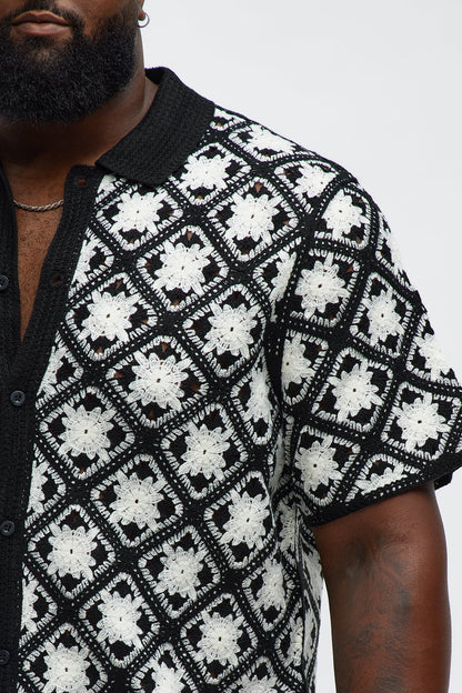 Crochet Starry Diamonds Closed Collar Shirt - Black/White