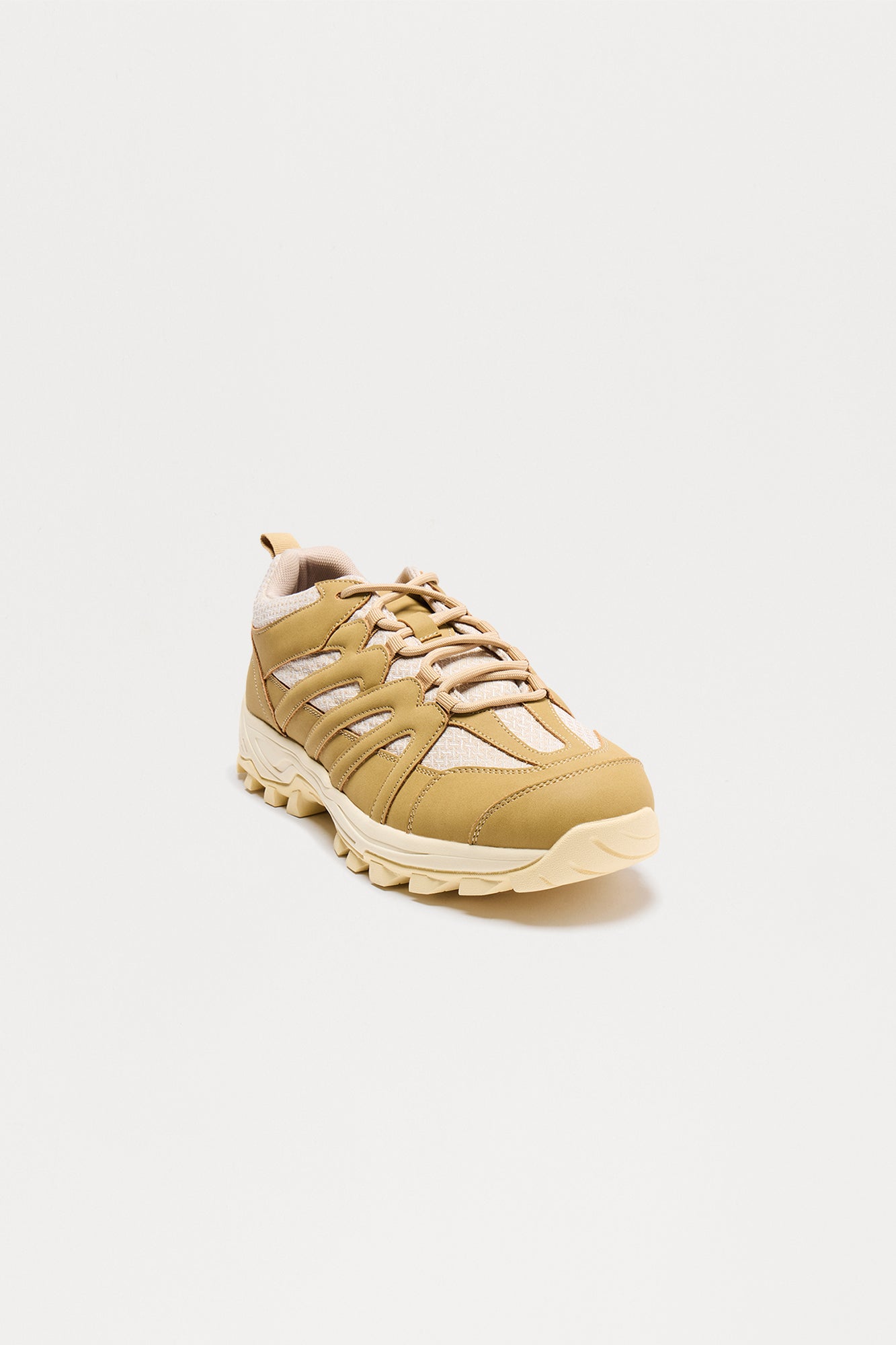 Low Top Lace Up Trainer Sneakers - Tan