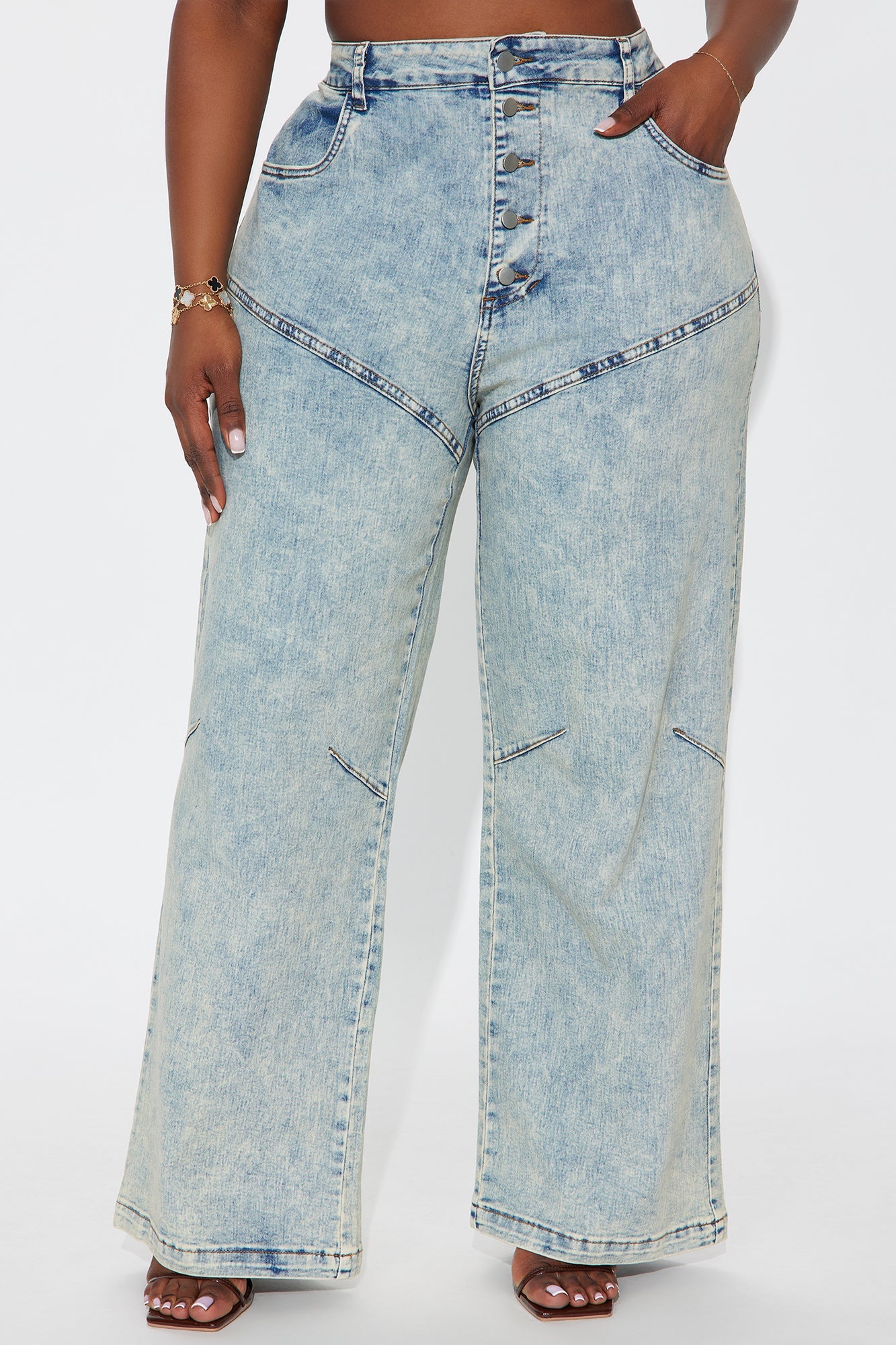 Worthwhile Buttonfly Wide Leg Jeans - Vintage Wash