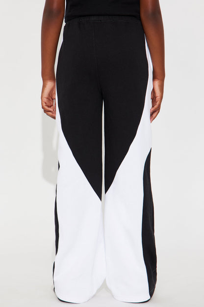 Mini Fast Track Fleece Wide Leg Pant - Black/White