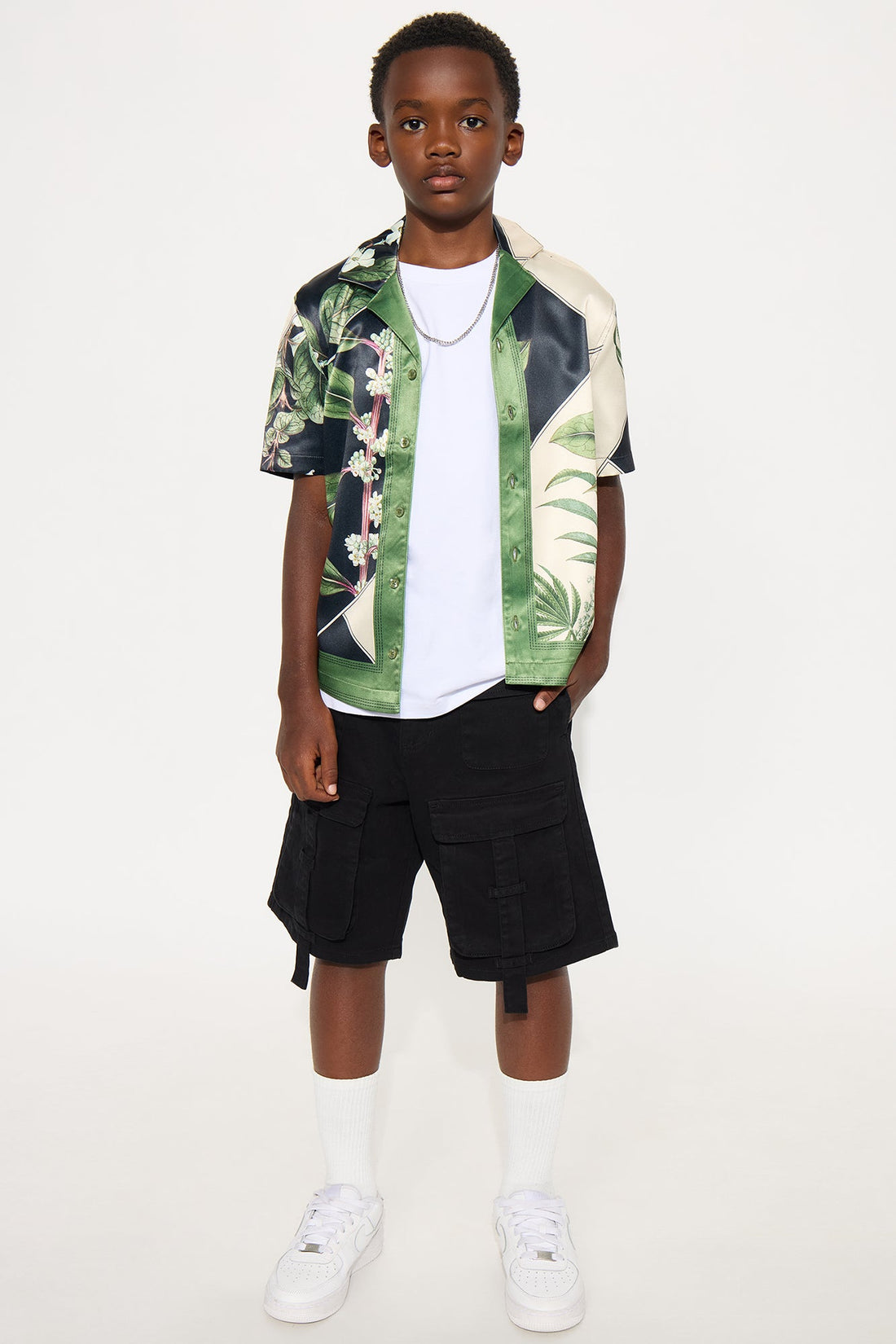 Mini Oversized Pocket Baggy Cargo Shorts - Black