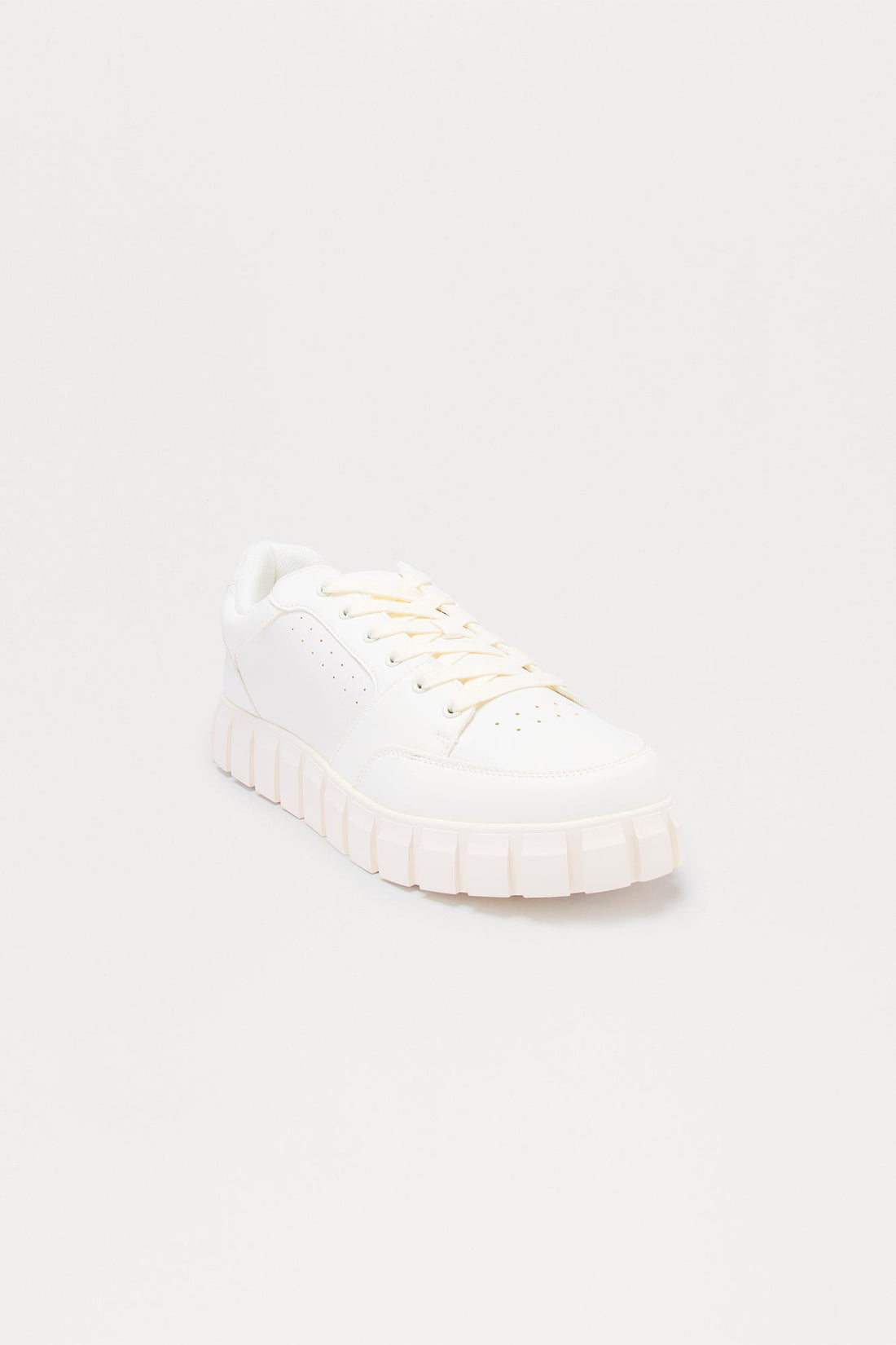 Casual Edge Chunky Low Sneaker - White