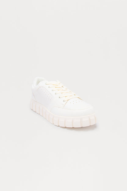 Casual Edge Chunky Low Sneaker - White