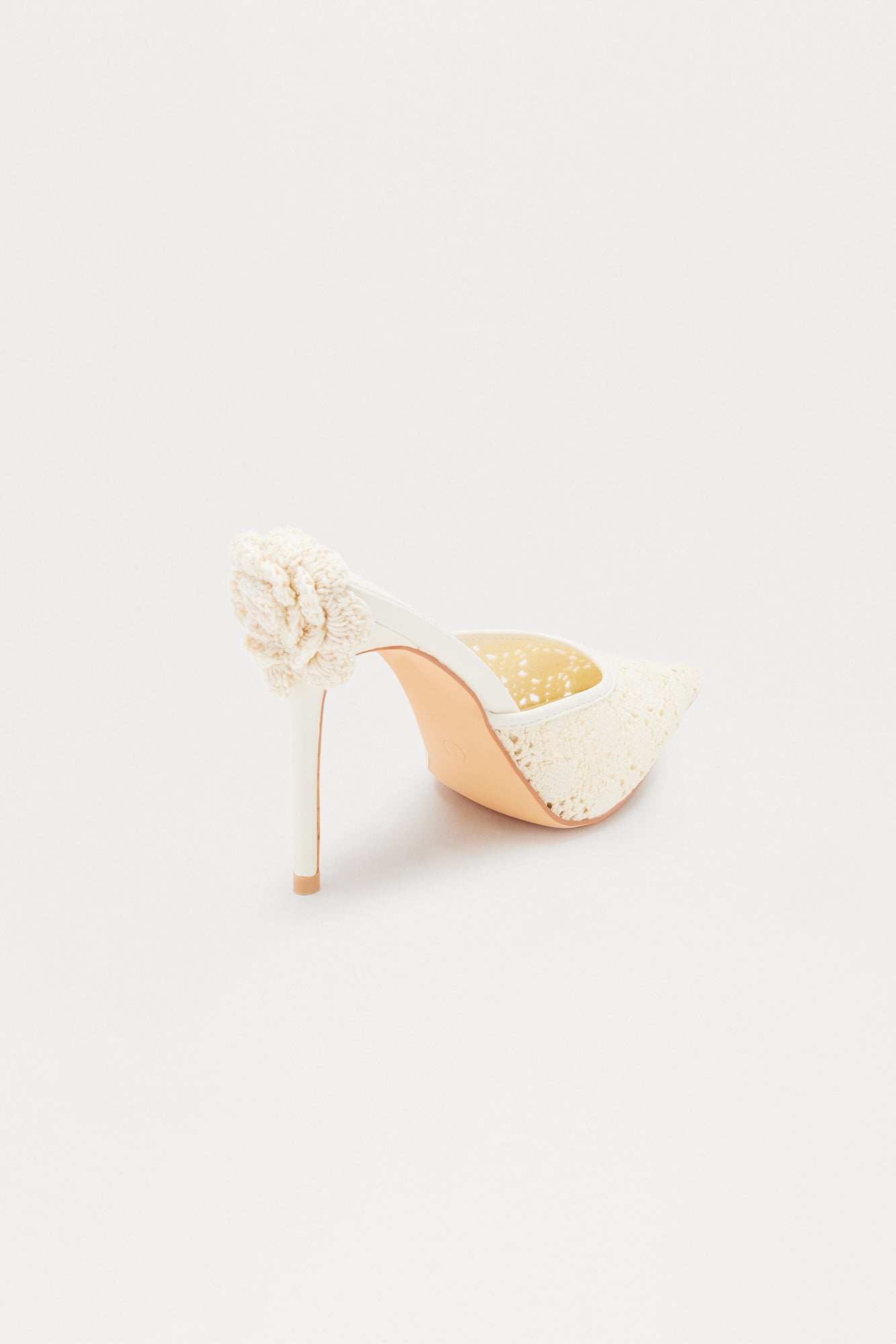 Tea Cup Crochet Pumps - Ivory