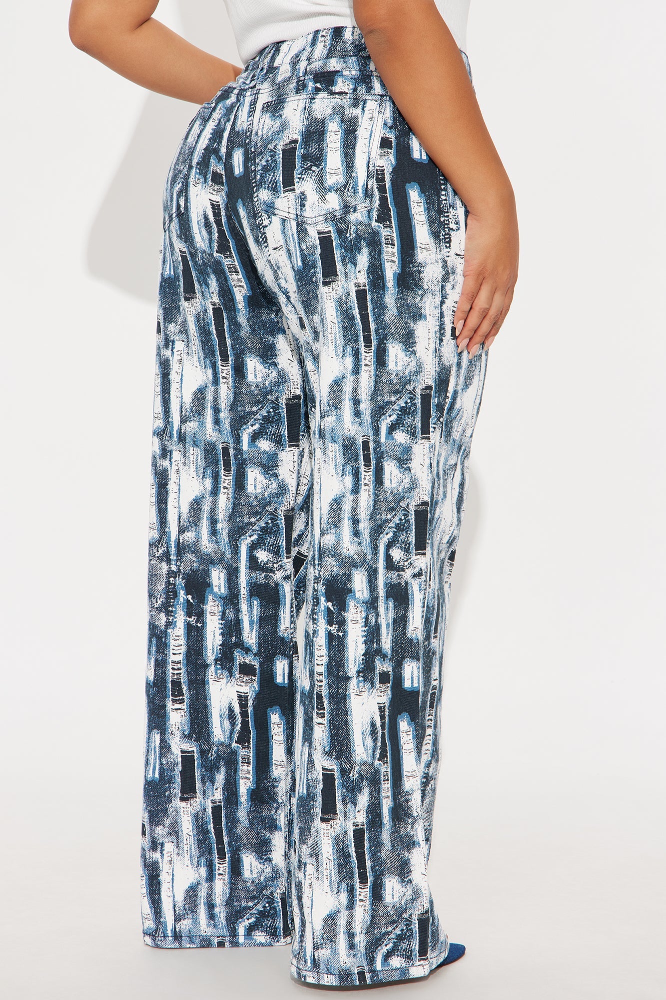 Vivid Dreams Printed Wide Leg Jeans - Blue/combo