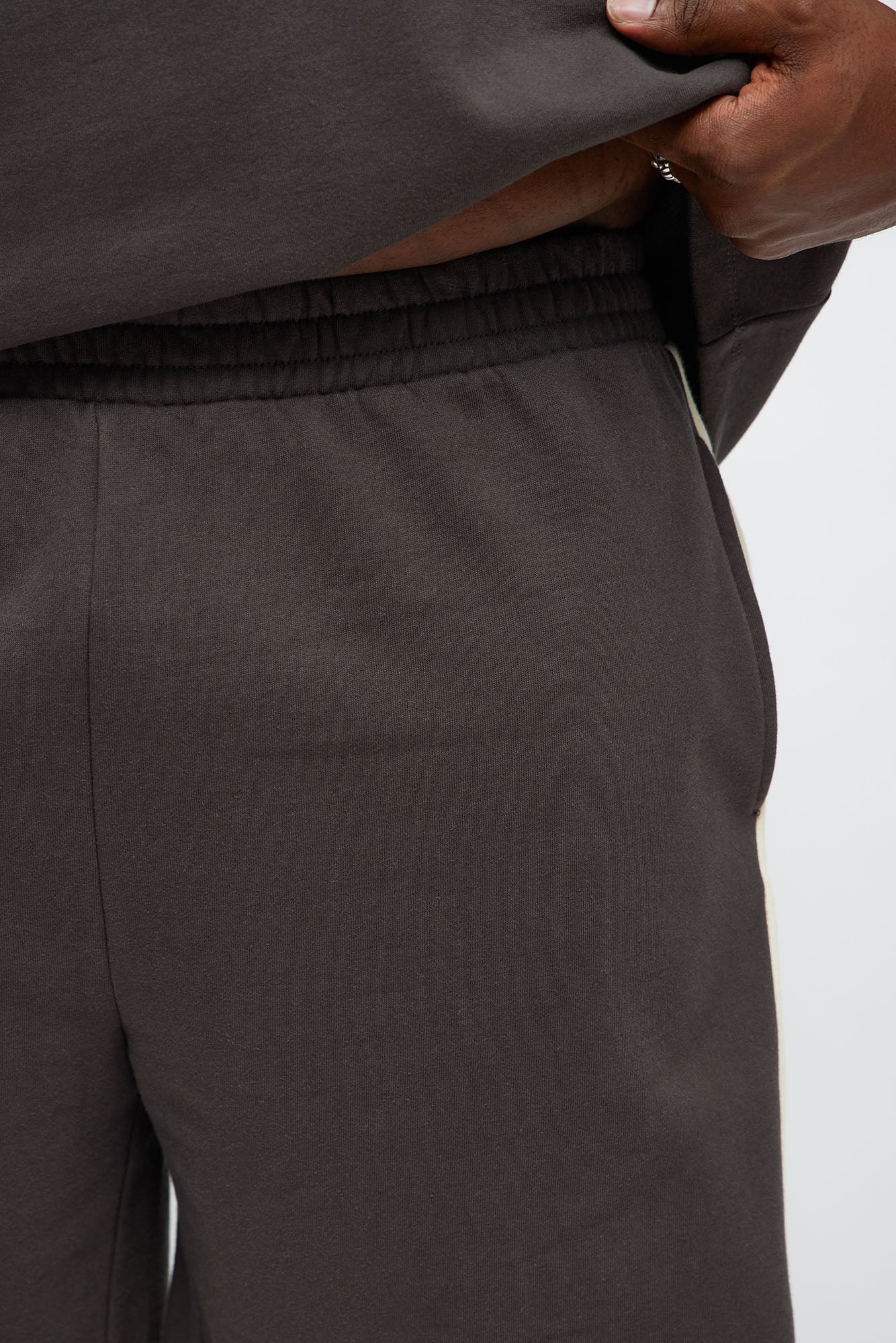 Rook Sweatshorts - Grey