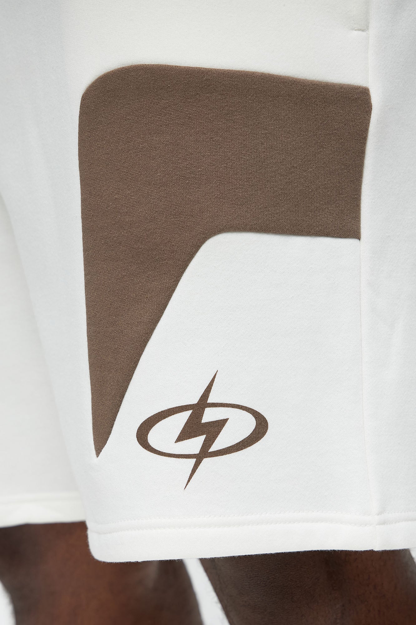 Young Leader Sweatshorts - White