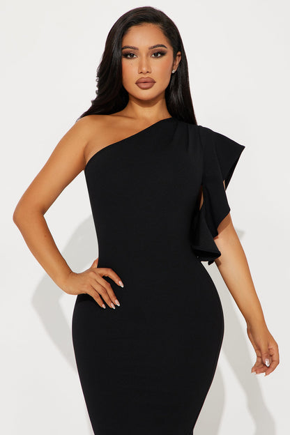 See You At The Yacht Club Body Sculpting Midi Dress - Black