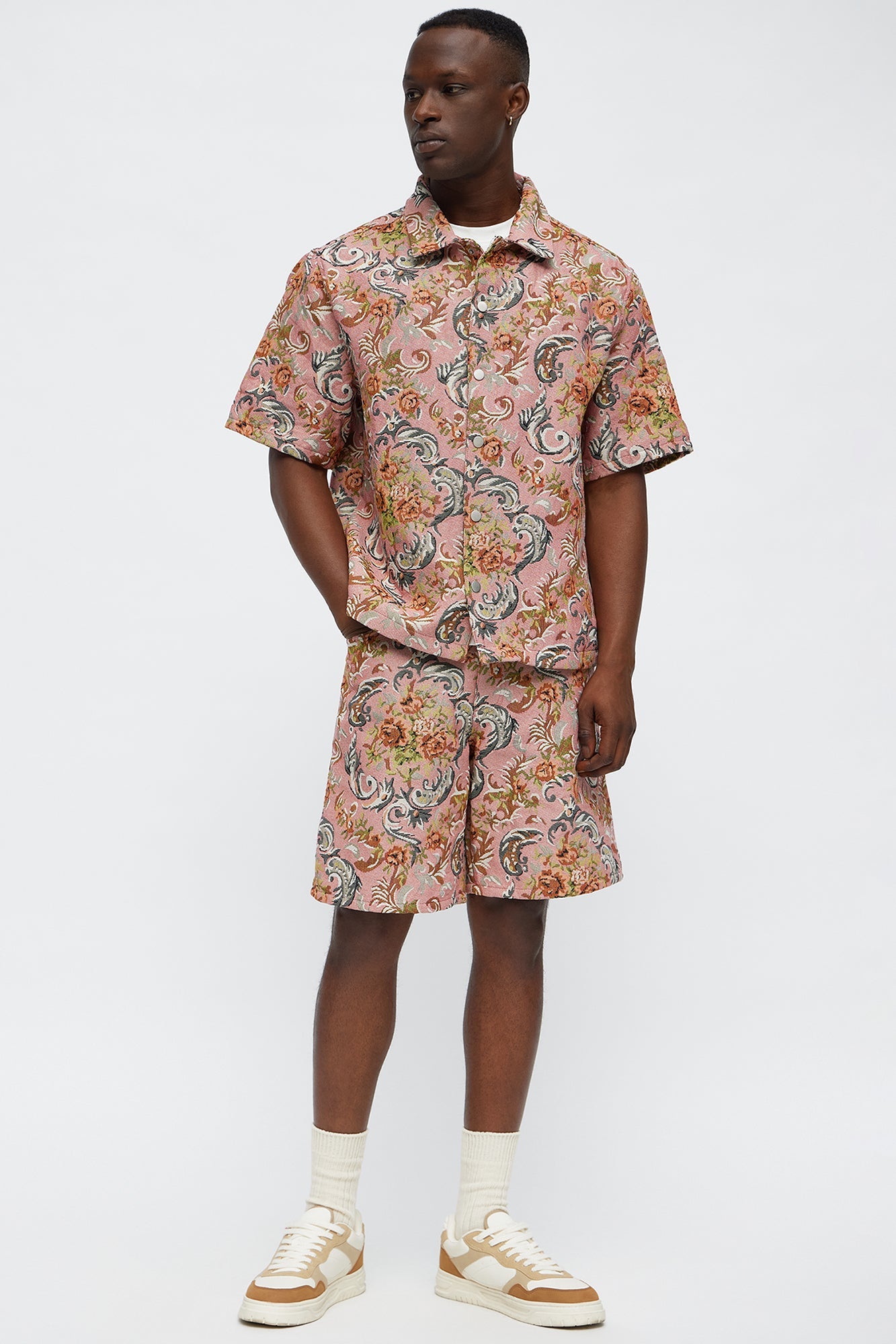 Relaxed Rose Pattern Tapestry Short - Pink/combo