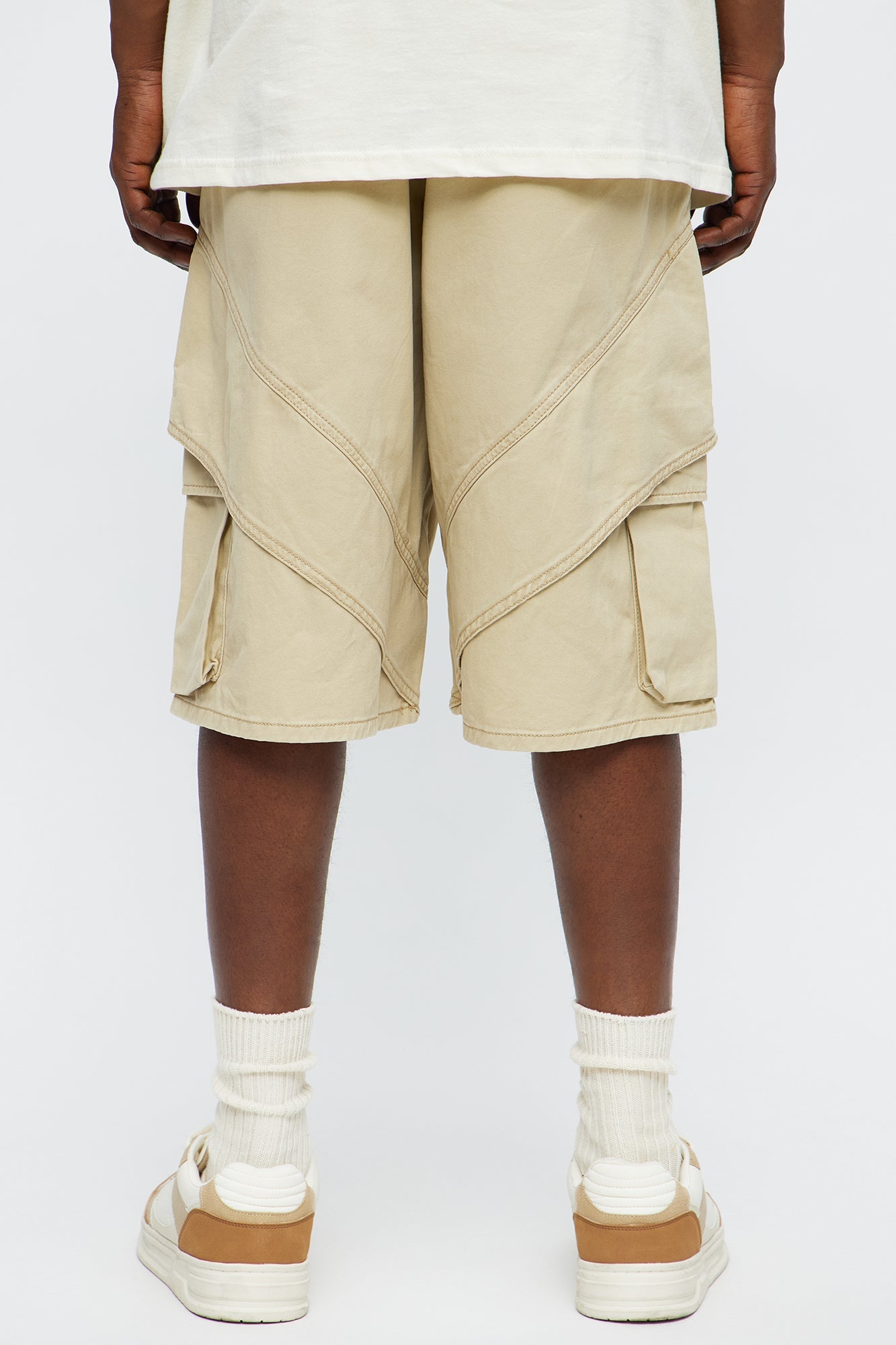 Baggy Hidden Lines Cargo Shorts - Tan