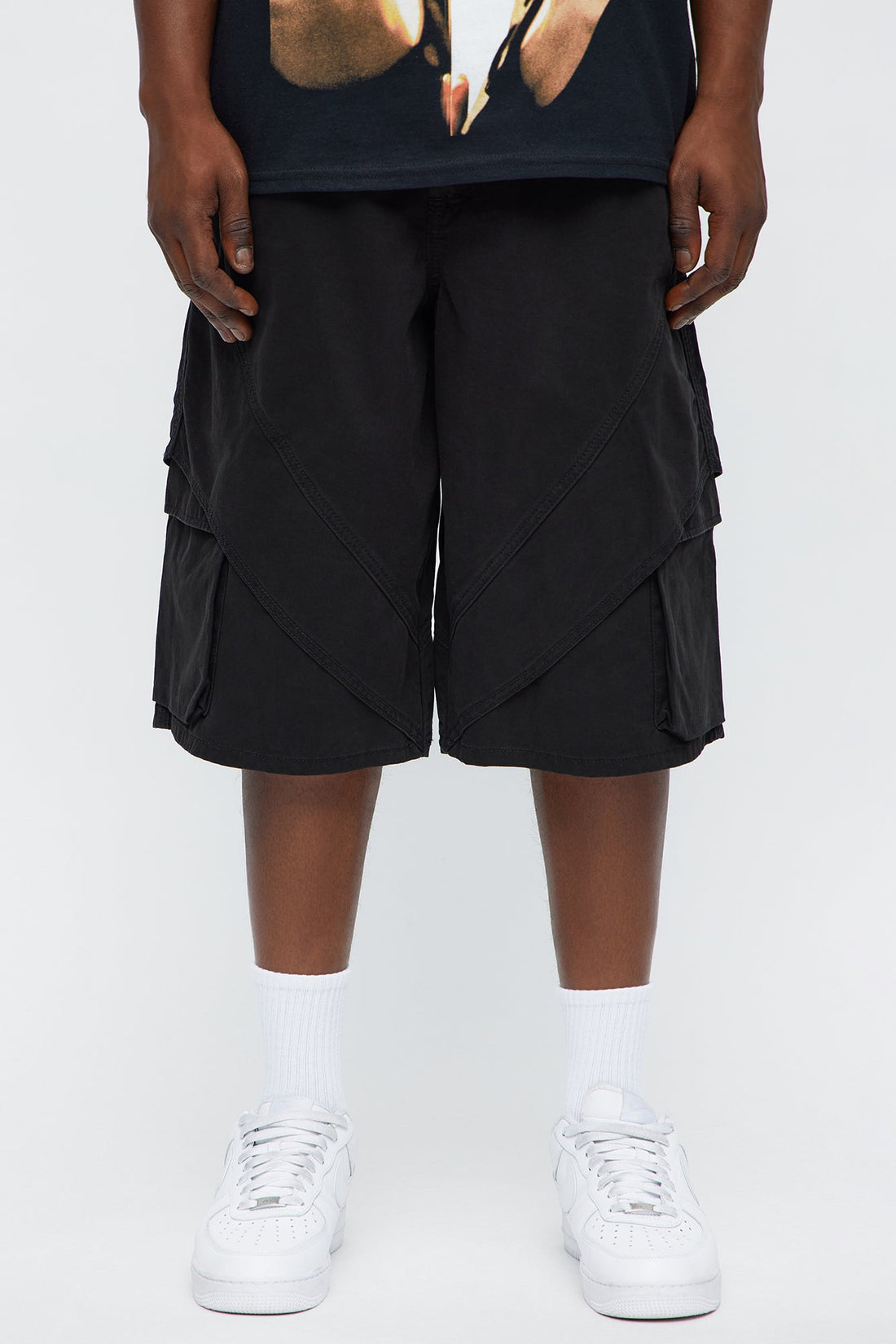 Baggy Hidden Lines Cargo Shorts - Black