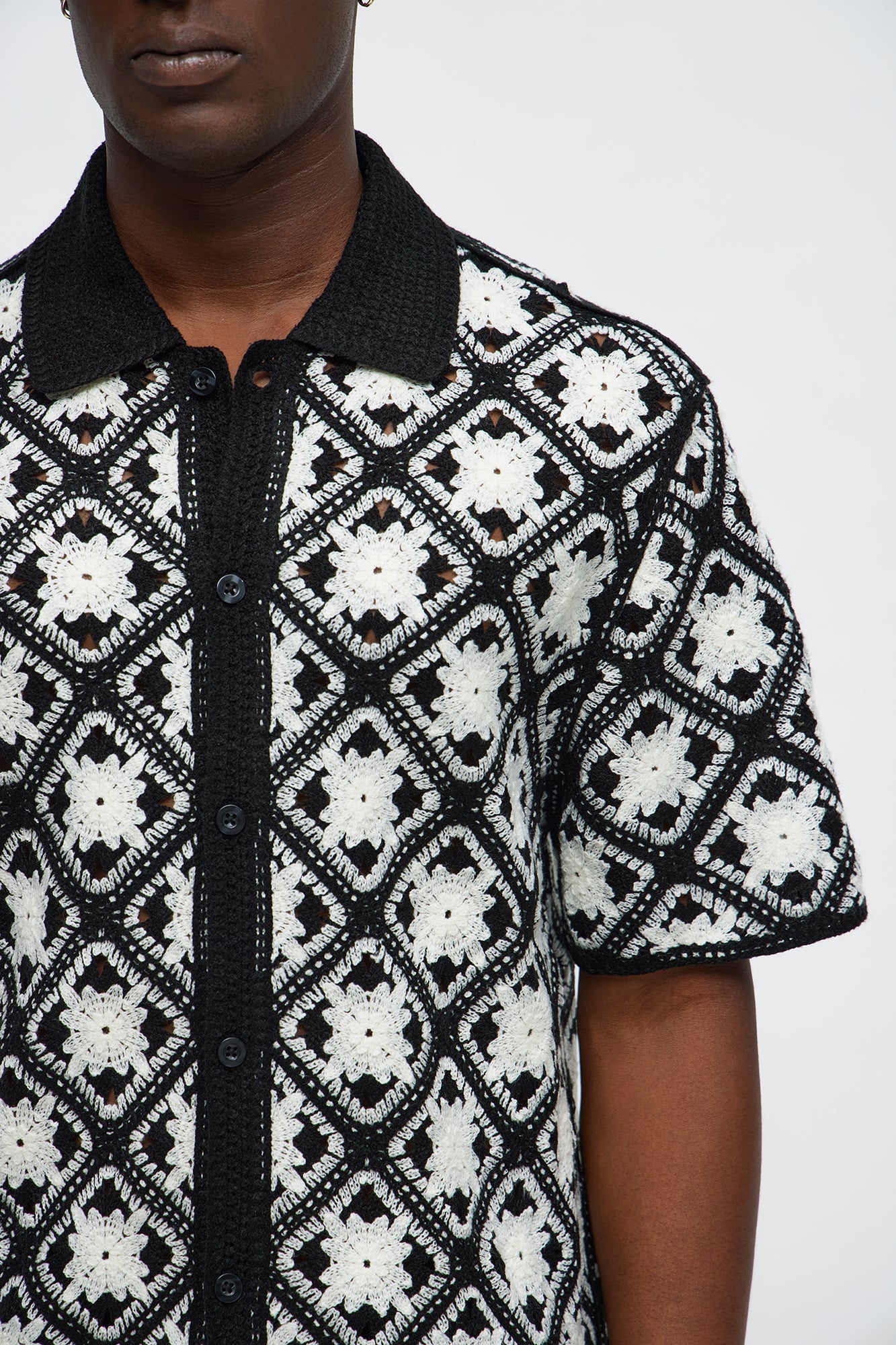 Crochet Starry Diamonds Closed Collar Shirt - Black/White