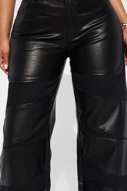 Moto Chic Faux Leather Pant - Black
