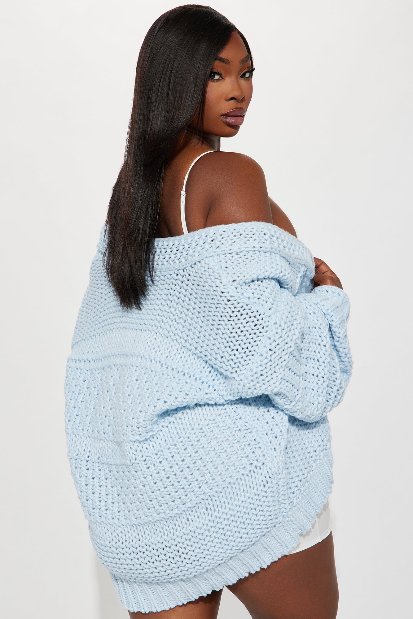 Izzy Chunky Knit Cardigan - Light Blue