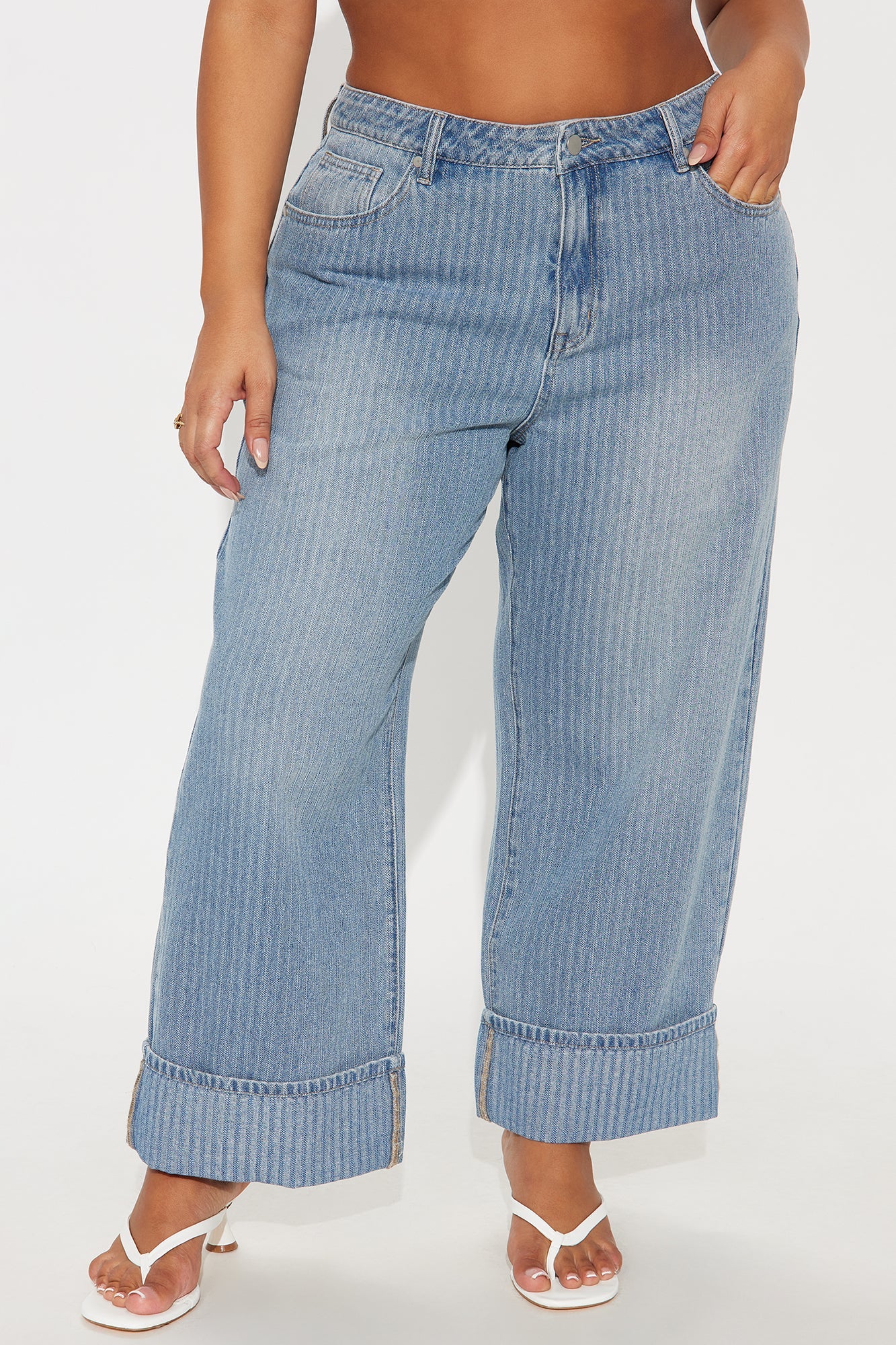 Catch Up Cuffed Wide Leg Jeans - Vintage Wash