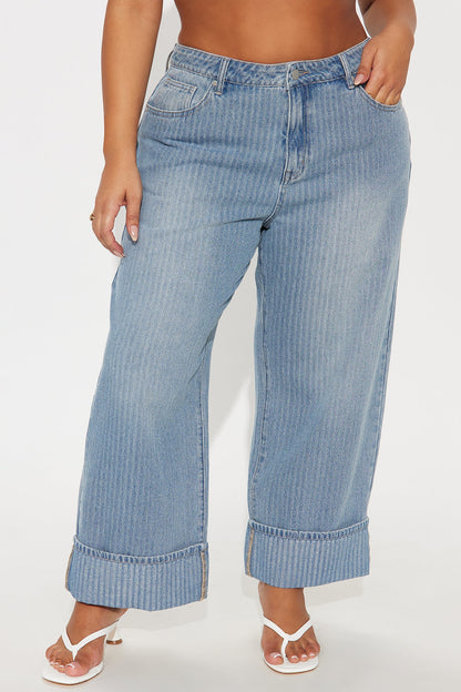 Catch Up Cuffed Wide Leg Jeans - Vintage Wash