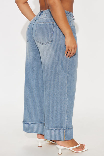 Catch Up Cuffed Wide Leg Jeans - Vintage Wash