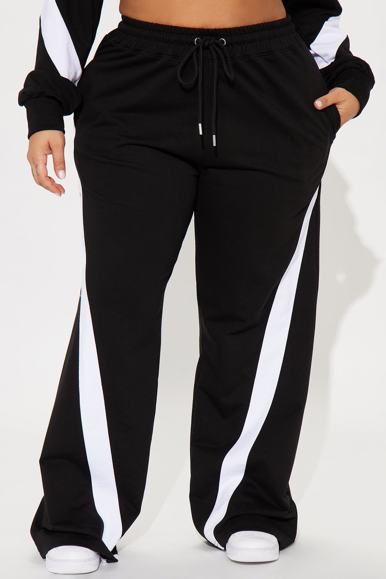 Sporty And Flirty Wide Leg Pant - Black/White
