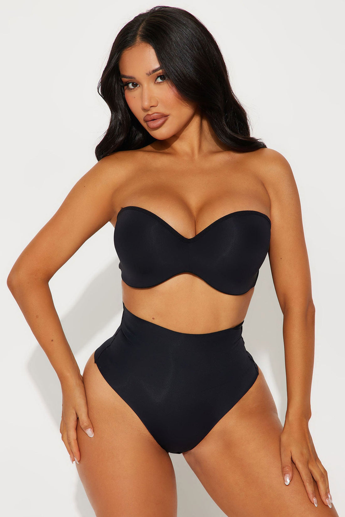Smoothing Shapewear Thong Panty - Black