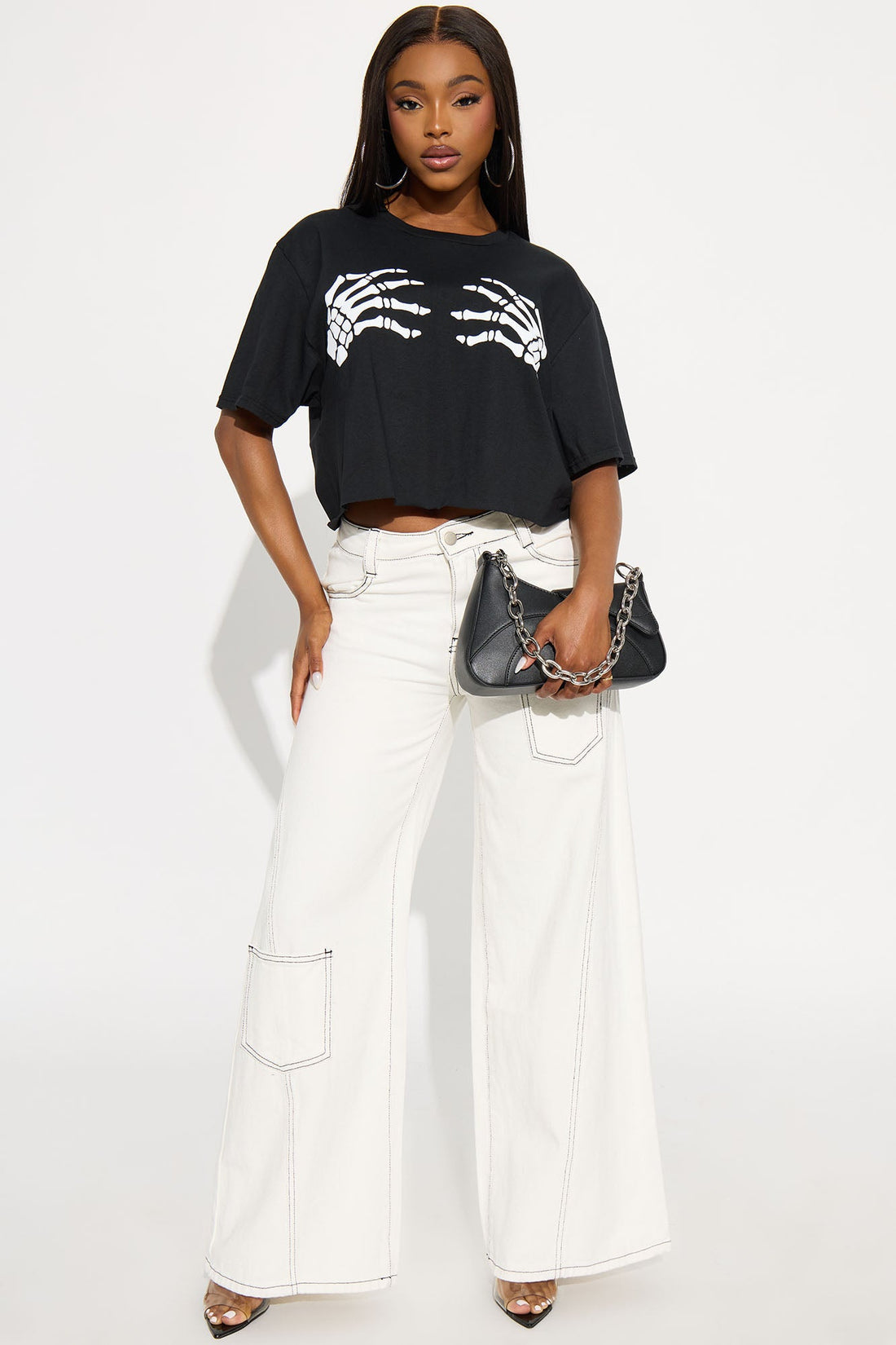 Skeleton Hands Cropped Tee - Black