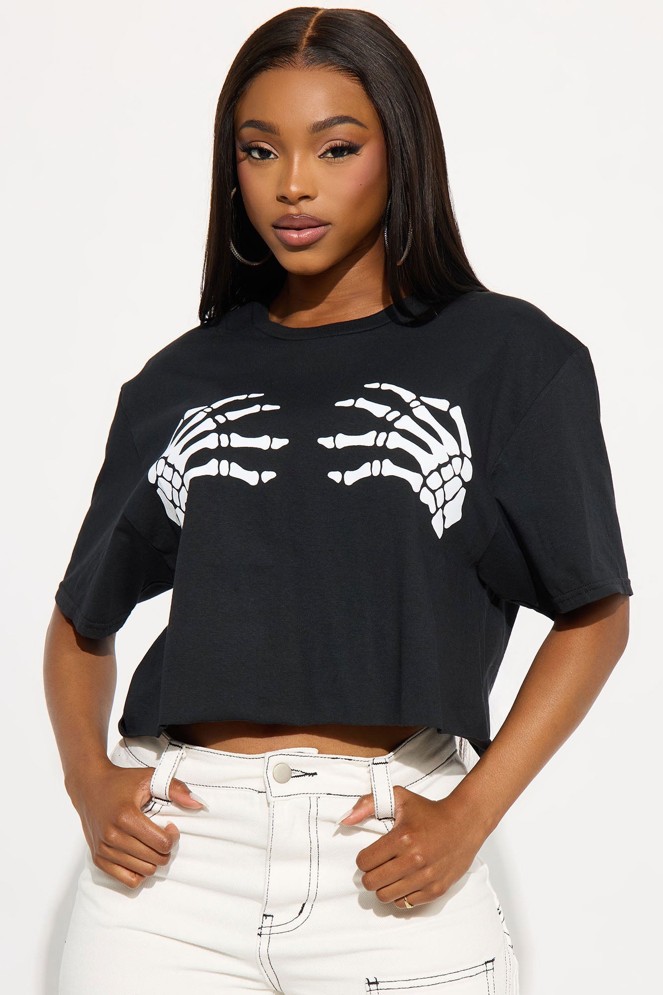 Skeleton Hands Cropped Tee - Black