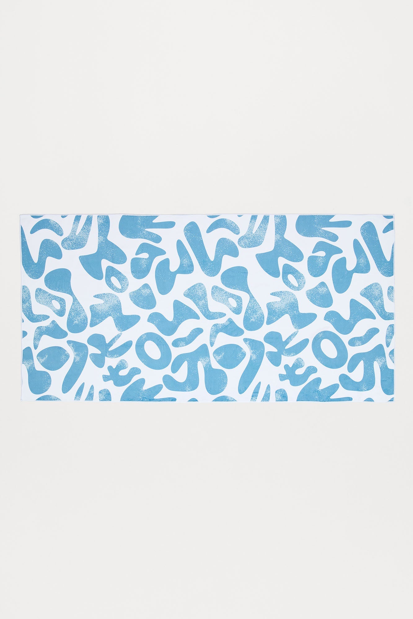 Chateau Abstract Beach Towel - White/Blue