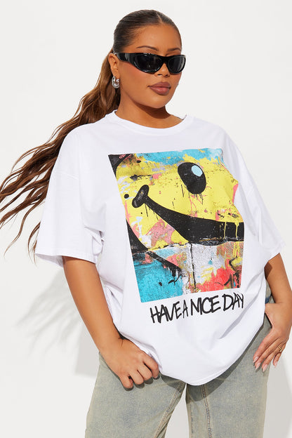 Have A Good Day Smiley Tee - White