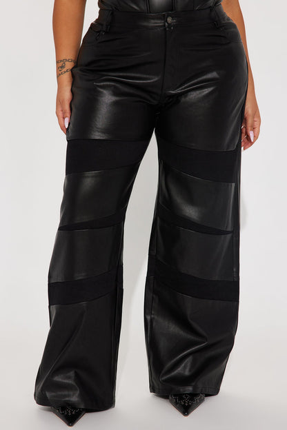 Moto Chic Faux Leather Pant - Black
